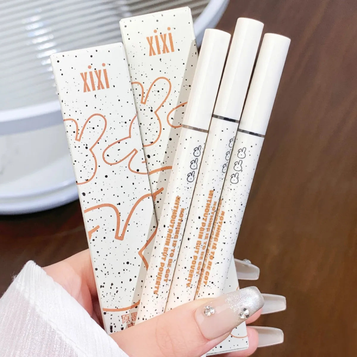 0.05mm slim eyeliner is smooth and durable, slim, quick-drying, long-lasting eyeliner, 4 colors, waterproof, non-smudging